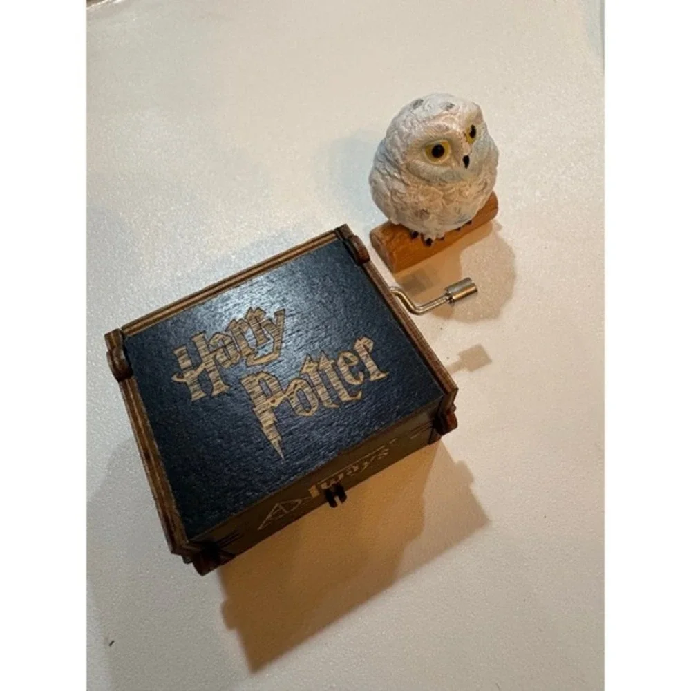 Harry Potter Hand Crank Music Box Hedwig Owl Mini‎ Wooden Always new